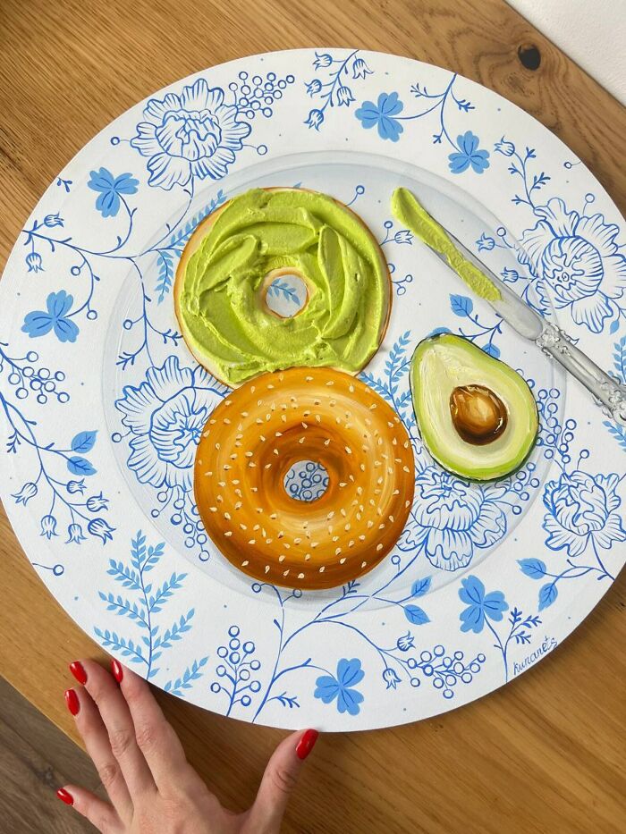 This Ukrainian Artist Paints Vintage Plates With 3D Food Of All Kinds (New Pics)