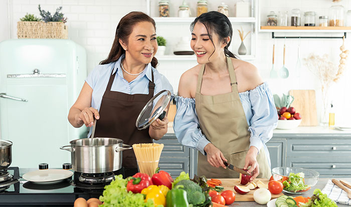 Man’s Family Jealous Of Wife’s Cooking, Cause Fuss When She Hangs With Guys Instead Of Cooking