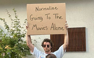 50 Times “Dude With Sign” Did Everyone A Service And Protested Everyday Annoying Things (New Pics)