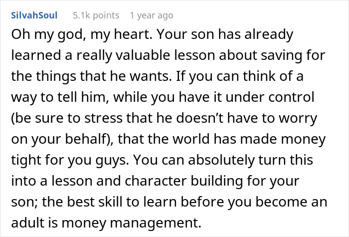 Single Dad Struggles To Make Ends Meet, 7 Y.O. Saves Up And Takes Them Both To Golden Corral