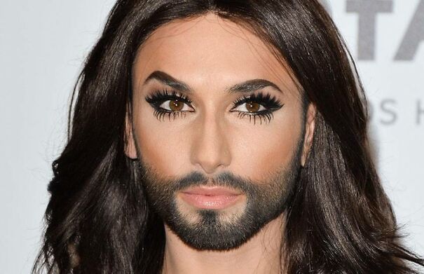 conchita-wurst-ambassadrice-de-vienne-a-paris-66bb8473c65fc.jpg