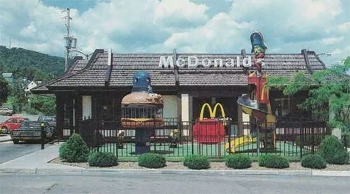 Fast-Food-Restaurants-Oldschool-Pics