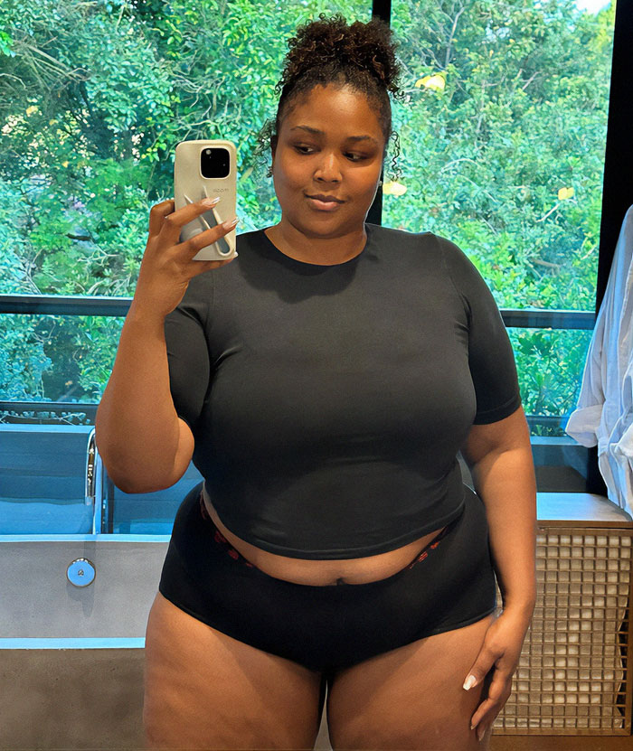 Lizzo’s Stunning WeightLoss Transformation Sparks Debate As Singer