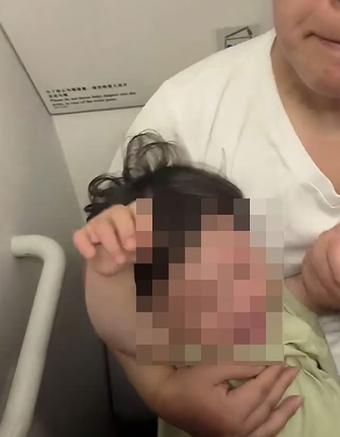 Strangers Punish Toddler For Crying Mid-Flight By Locking Her In Plane Toilet