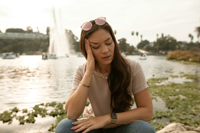 Woman Is Fed Up With Her Toxically Sweet Friend, Wonders If It’s Not Just Her