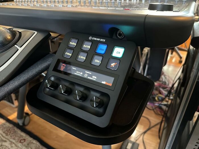  Elgato Stream Deck + Is The Control Center Your Creative Empire Demands, Putting All Your Tools At Your Fingertips And Making You Feel Like A Professional Streamer