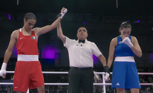 Boxer Who Abandoned Fight After 46 Seconds Apologizes To Rival After Gender Controversy