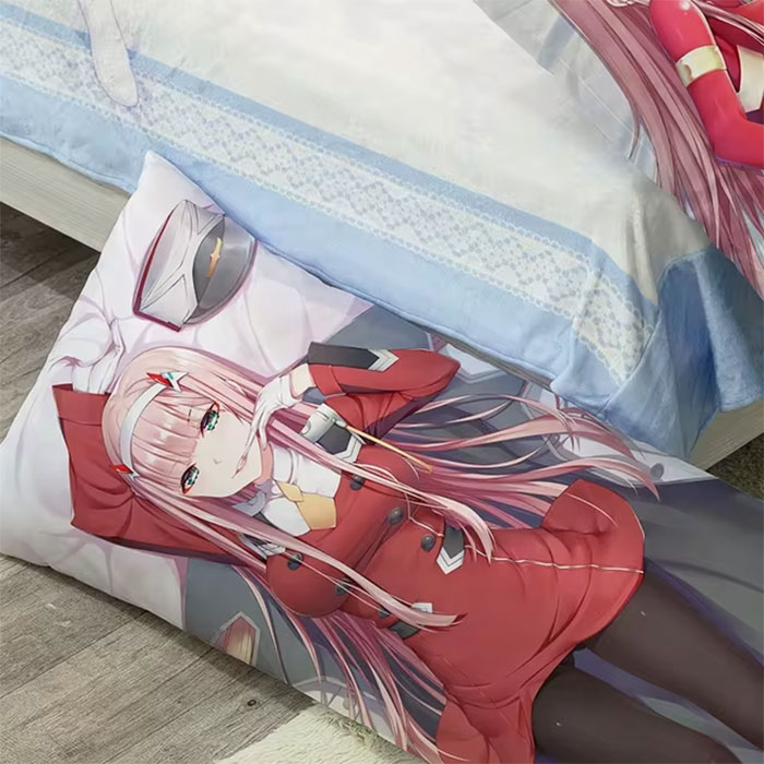 Woman Sees Just How Manipulative Her BF Really Is After Anime Pillow Tears Them Apart