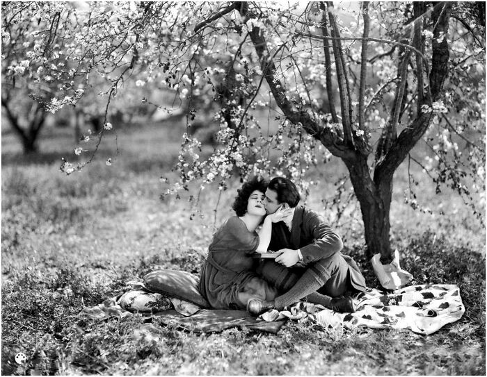 Alla Nazimova And Rudolph Valentino In Camille - 1921