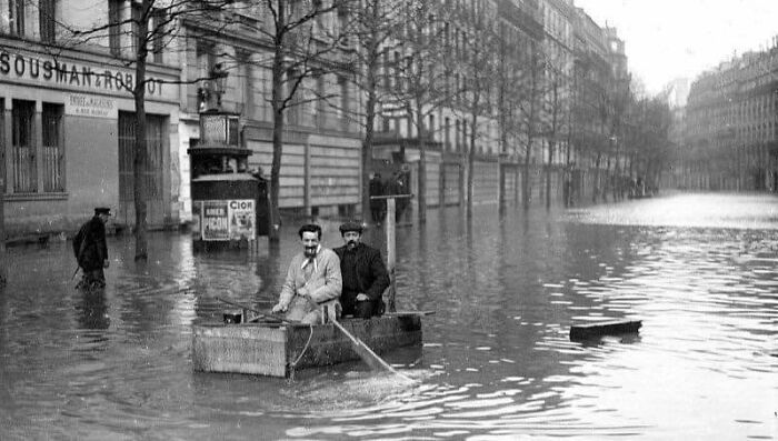 The Great Flood Of 1910 In Paris, France