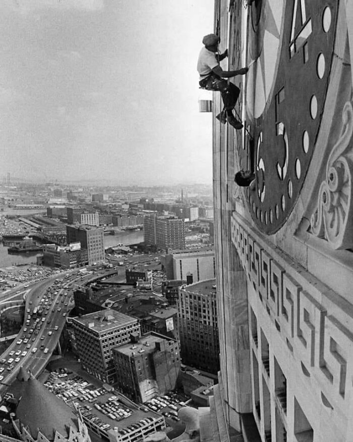 The Face Of The Custom House Clock In Boston Was Repainted By A Worker In 1976