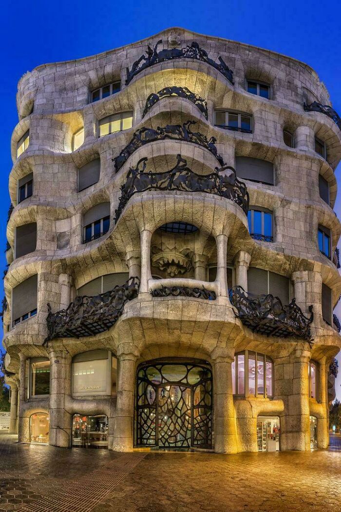 Gaudi's Architecture