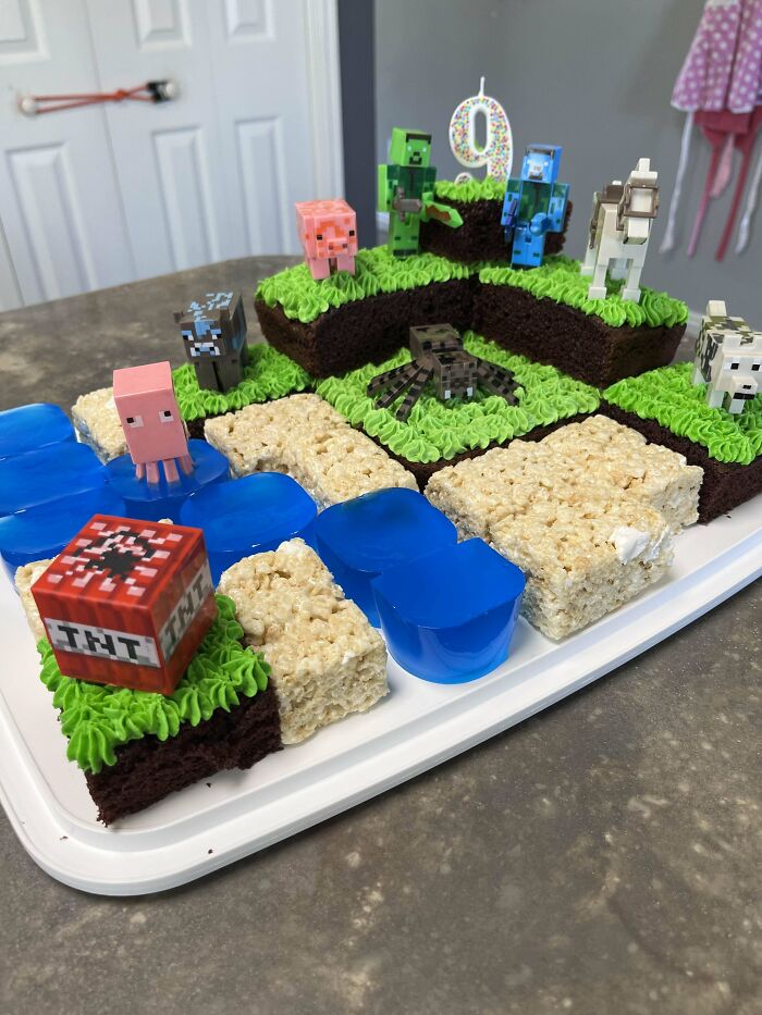 Minecraft Cake For My Daughter’s 9th Birthday!