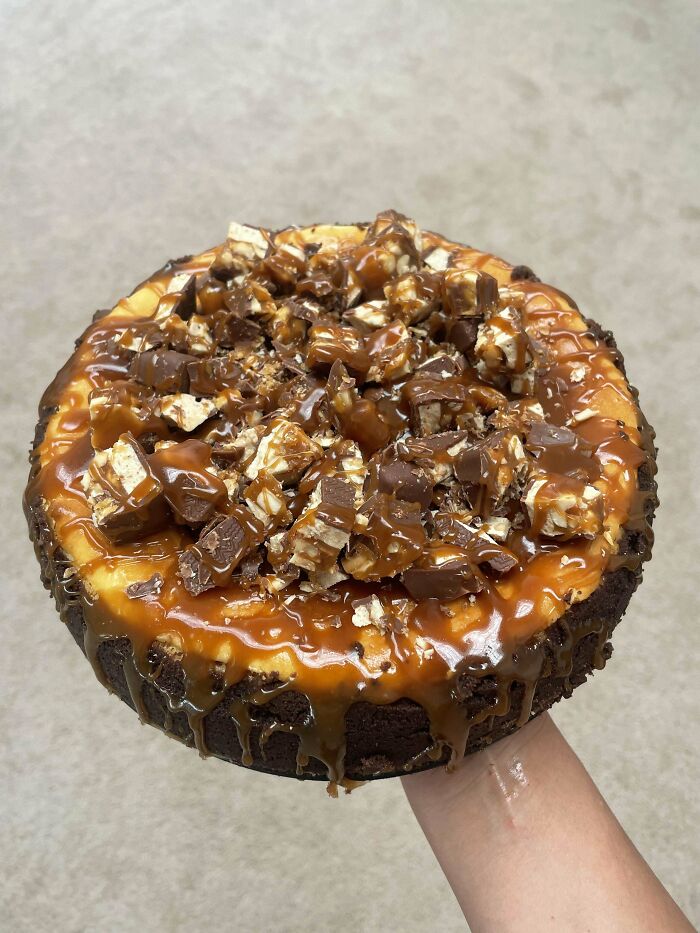 Snickers Cheesecake