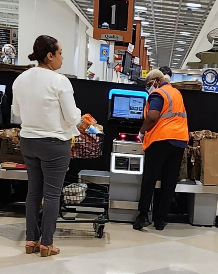 Lady Goes To Self-Checkout, Makes The Attendant Unload Her Cart, Scan, And Bag Each Item