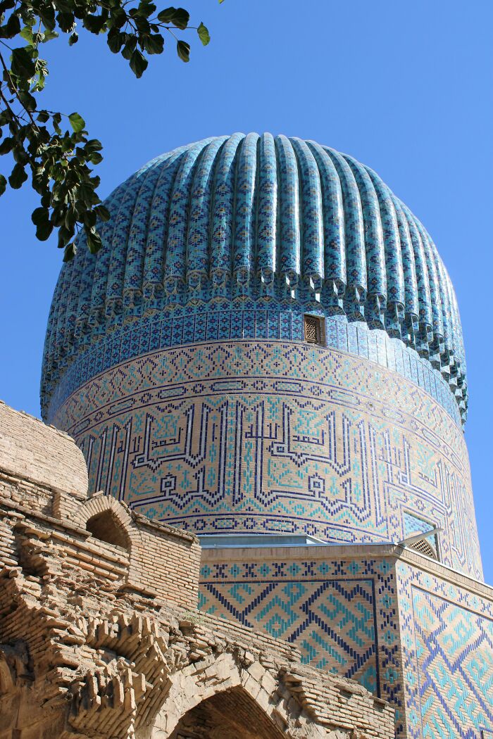 High Drum Fluted Dome Ofgur E Amir, Samarcanda, Uzbekistan