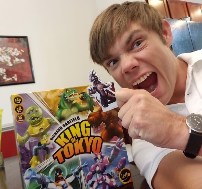 Rule Tokyo With King Of Tokyo – The Strategy Game That’s Perfect For Non-Gamers