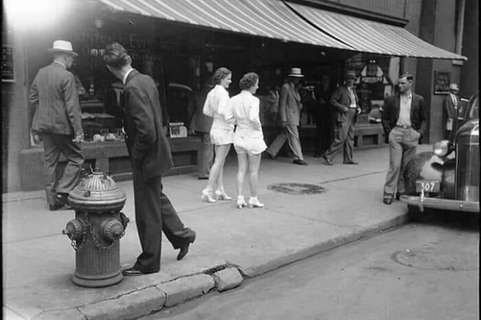 Two Women Showing Uncovered Legs In Public Place For The First Time, Toronto, 1937