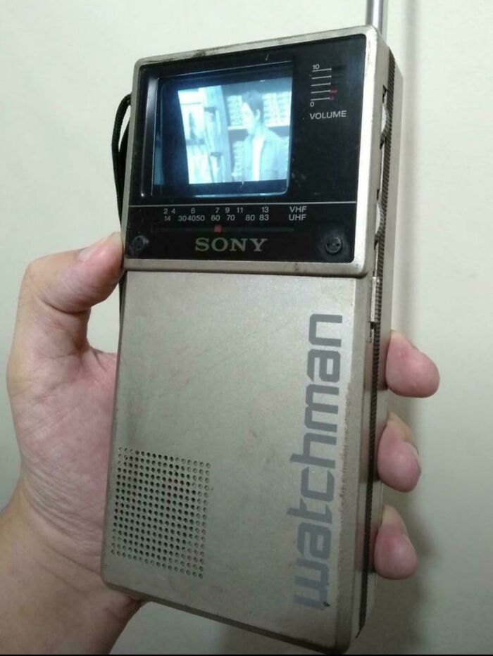 Before Smartphones And Online Streaming, 40 Years Ago - Sony Watchman (1984)