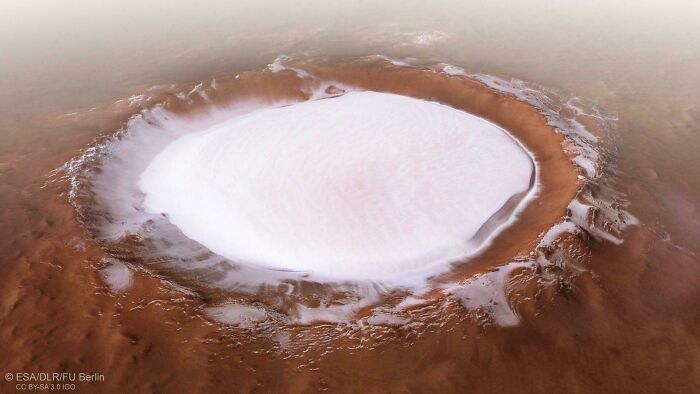 Water Ice On Mars, Shot By The Esa!