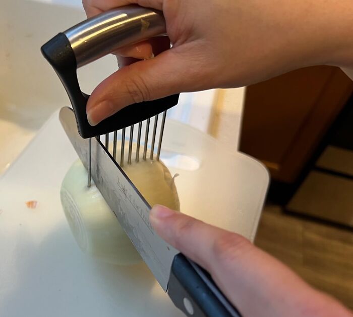 Onion Tears Got You Feeling Like A Drama Queen? This Food Slicer Assistant Tool Will Have You Chopping Like A Pro Instead