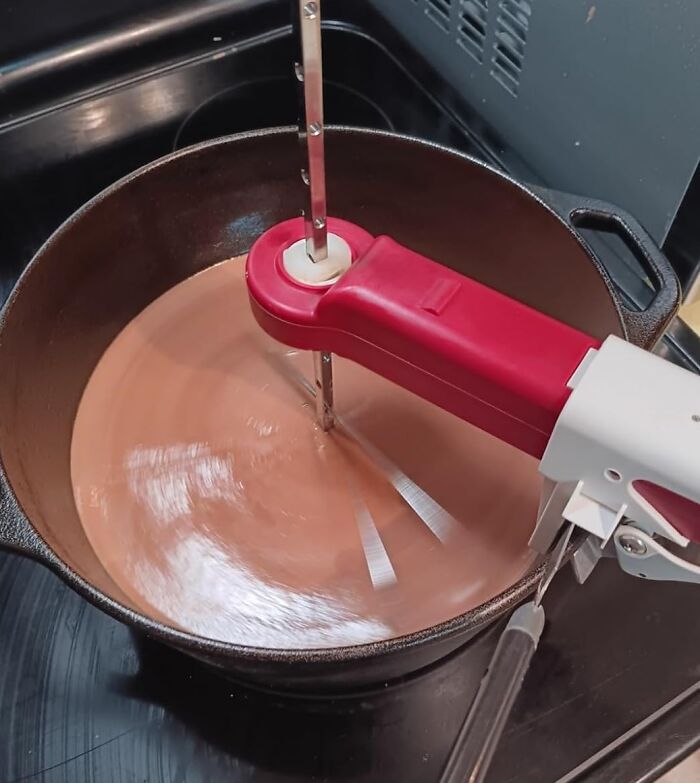 Risotto Dreams, But Hate The Constant Stirring? This Automatic Pot Stirrer Is The Sous Chef You Never Knew You Needed - It'll Keep Your Dishes Perfectly Creamy Without Making You Wait Behind The Pots