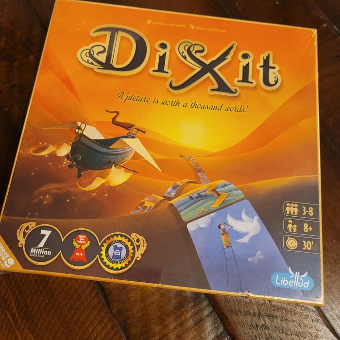 Unlock Your Creativity With Dixit – The Family Game That’s Anything But Ordinary