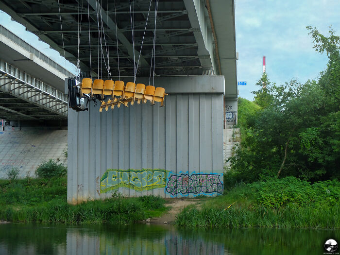 Piano Under The Bridge, Lithuania