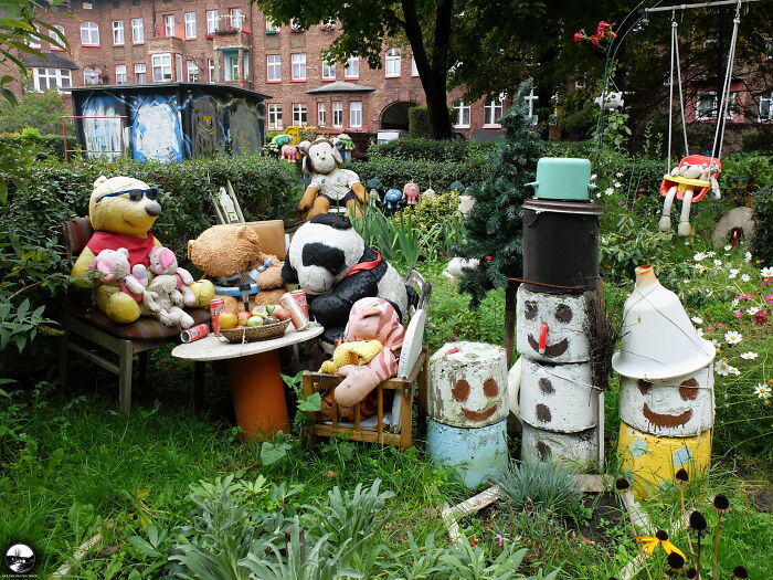 Toy Garden, Poland