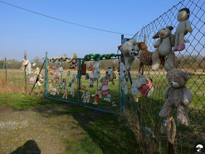 Toys Gate, Czech Republic