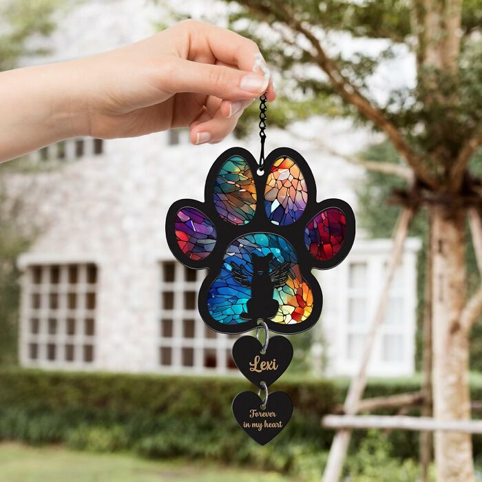 Pup Love Lives Forever: Personalized Pet Memorial Suncatcher