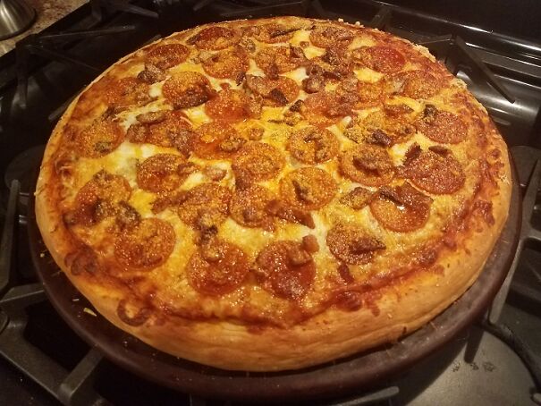 Chef-Boy-Ar-Dee-Double-with-Pepperoni-Venison-Sausage-and-Bacon-1-66f337f6ced70.jpg