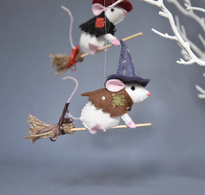 These Little Hand-Stitched Witchy Mice Are So Much Fun To Make (7 Pics)