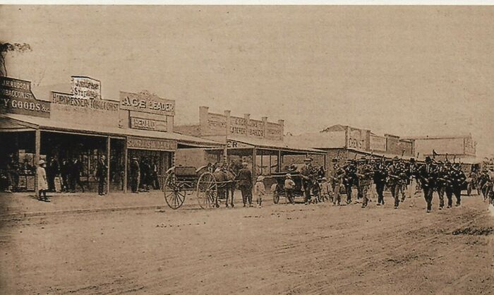 Parade Commercial St Merbein 1920s