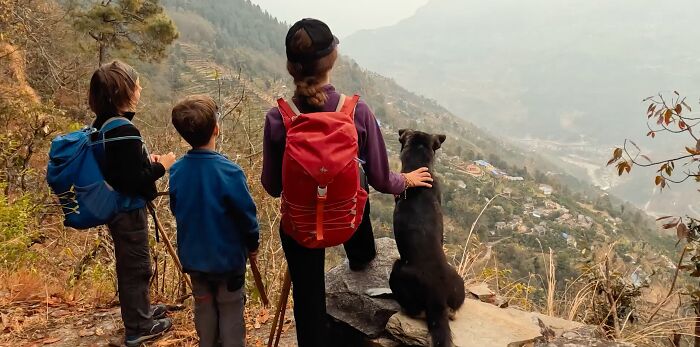 These 3 Kids Are Going Blind, So Their Parents Took Them On An Unforgettable Trip Around The World