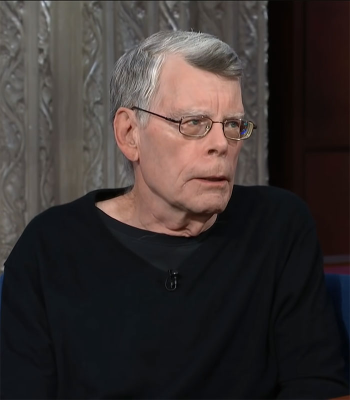 “You’re Lying”: Stephen King Sparks Debate With Outrage Over Florida “Banning” 23 Of His Books