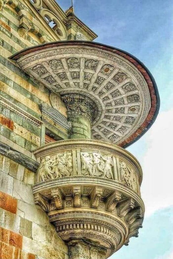 The Wonderful Pulpit Of Donatello And Michelozzo For The Duomo Di Prato (1428-1438) Is One Of The Most Precious Works Of The Italian Renaissance