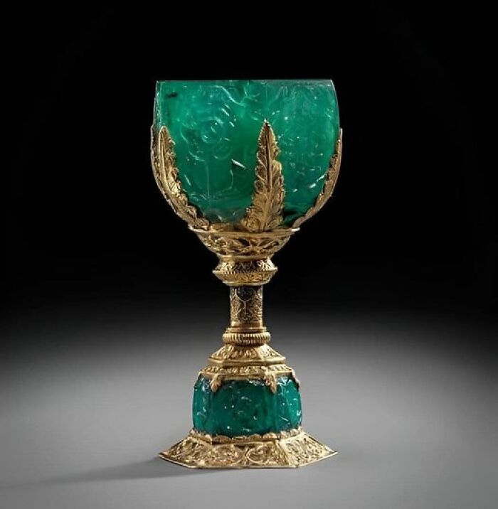 The Mughal Emerald Wine Glass, Crafted In 1620 Ad, Is A Magnificent Piece Made Of Emerald, Gold And Enamel