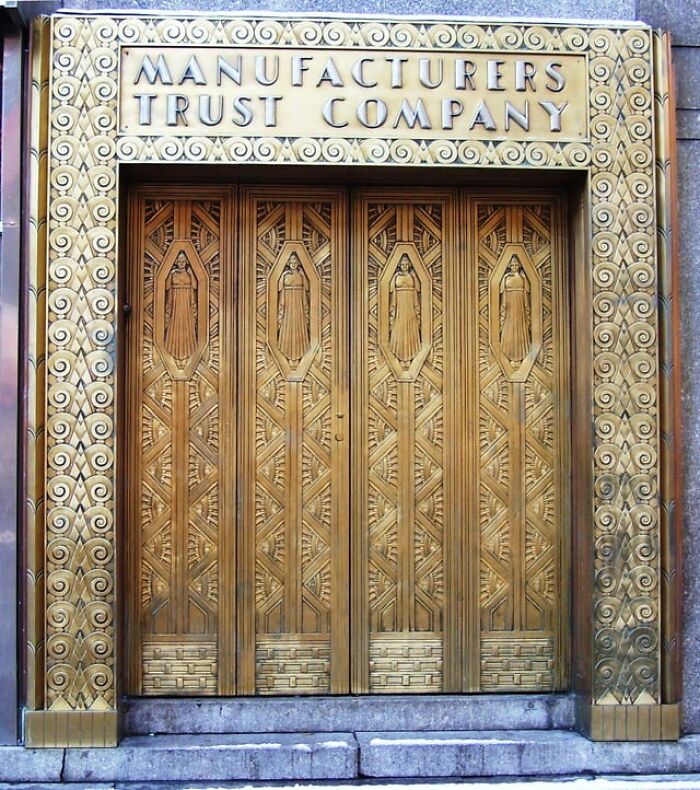 Manufacturers Trust Bank, New York (1954)