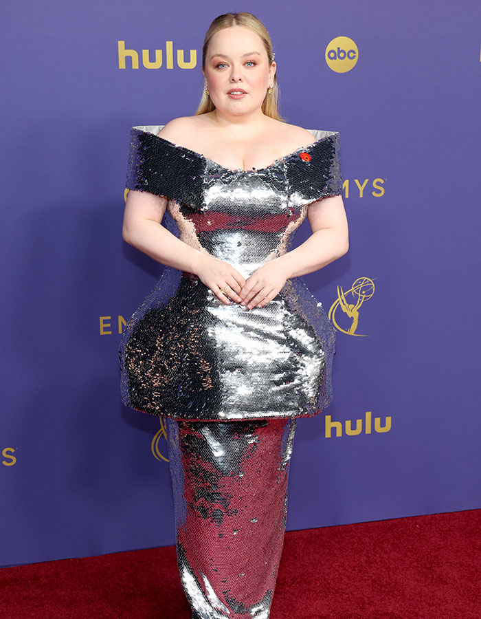 Fans Are Reacting To Nicola Coughlan Being Ignored By Multiple People On The Emmys Carpet