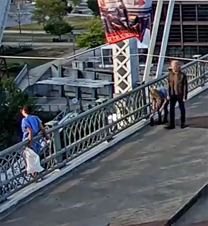 Rock Legend Jon Bon Jovi Convinces Distressed Woman Not To Jump From Bridge In Nashville