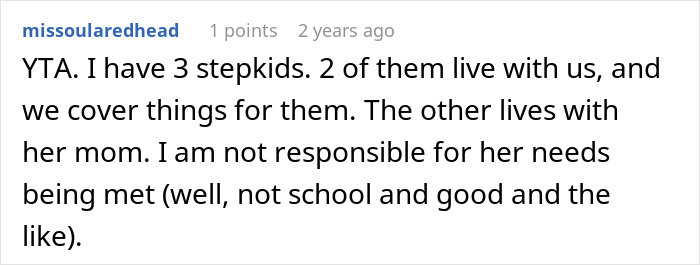 Teen Refuses To Buy Lunch For Stepsis As She Can’t Afford It But Doesn’t Try To Get Part-Time Job