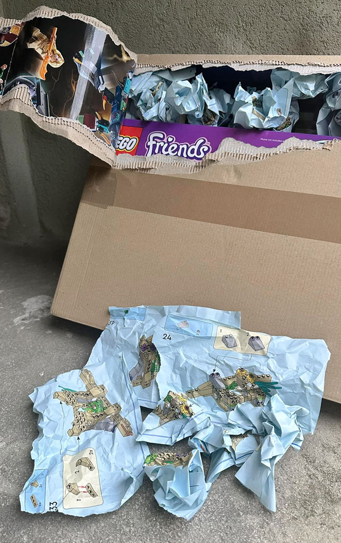 I Bought A LEGO Set On Vinted. The Seller Shipped It To Me With A LEGO Eternals Box Turned Inside Out And Also Used Crumpled-Up Instructions As Packaging Material. I Was Shocked