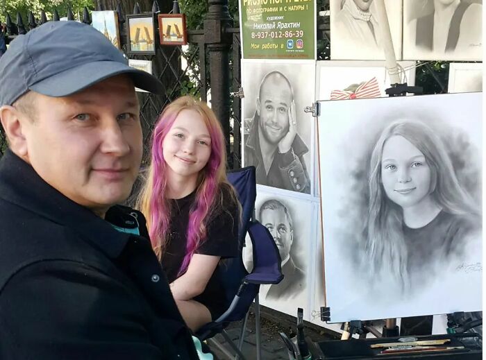 Street Artist Draws Realistic Portraits In One Hour (25 New Pics)