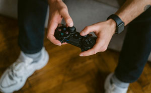 Woman Returns To Find Her Romantic Dinner In The Fridge And A BF That Would Rather Play Games