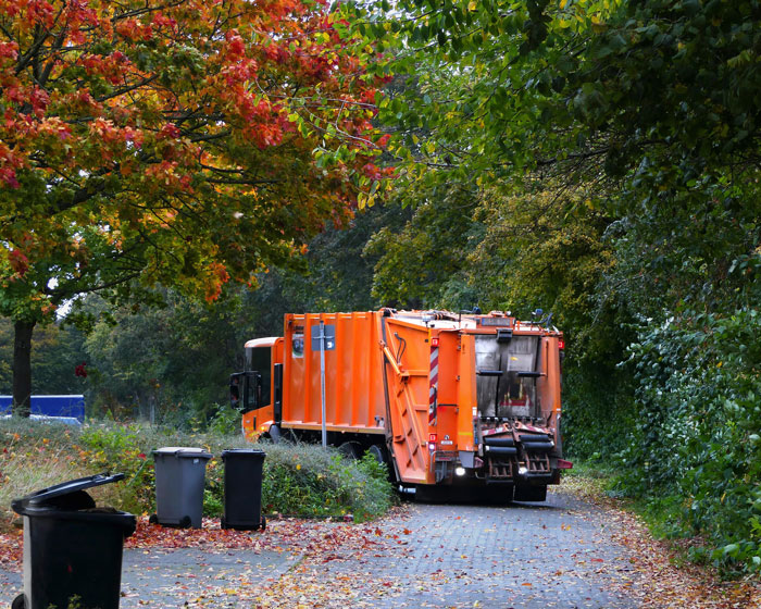 “This Healed Something In Me”: Woman Gets Epic Revenge On Neighbor Who Dumped Trash In Her House 