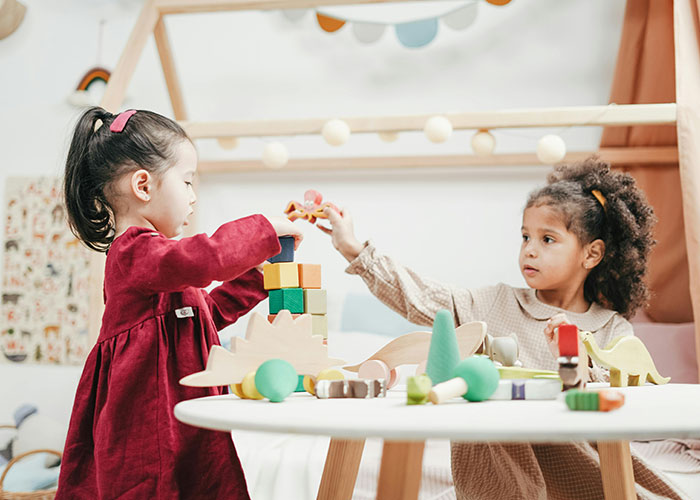 Mother Thinks Her Son Bullying Classmate About Her "Weird" Lunch Is Normal, Gets A Reality Check