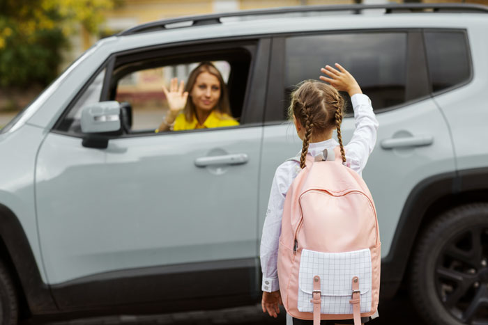 Woman Keeps Blocking Driveway For Mom Of Autistic Kid Who Can't Walk, She Finally Loses It