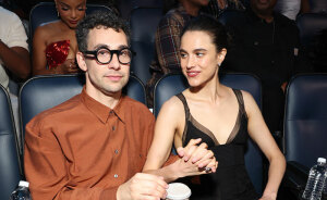 Jack Antonoff Has Hilarious Comeback For Earplugs Controversy During Katy Perry’s VMA Performance