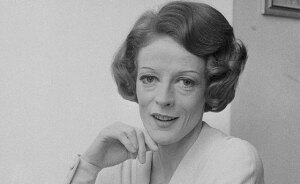 Dame Maggie Smith Was A Rebel At Heart, Former Theatre Usher Candidly Shares 70’s Anecdote